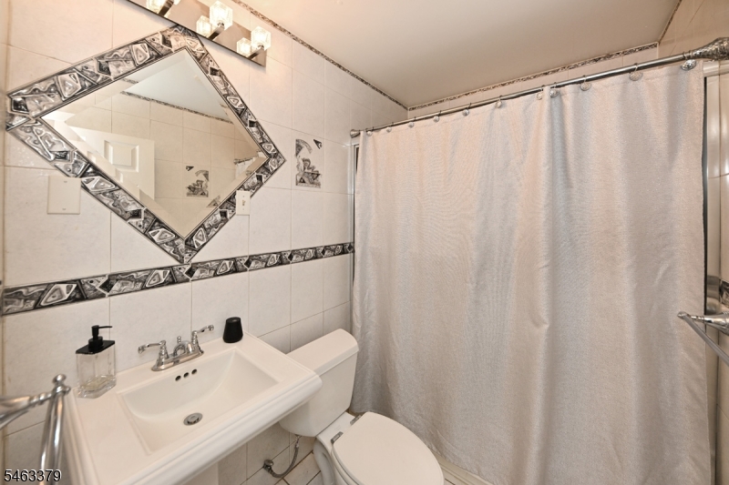 19 Orchard Street Nutley NJ 07110