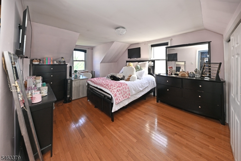 19 Orchard Street Nutley NJ 07110