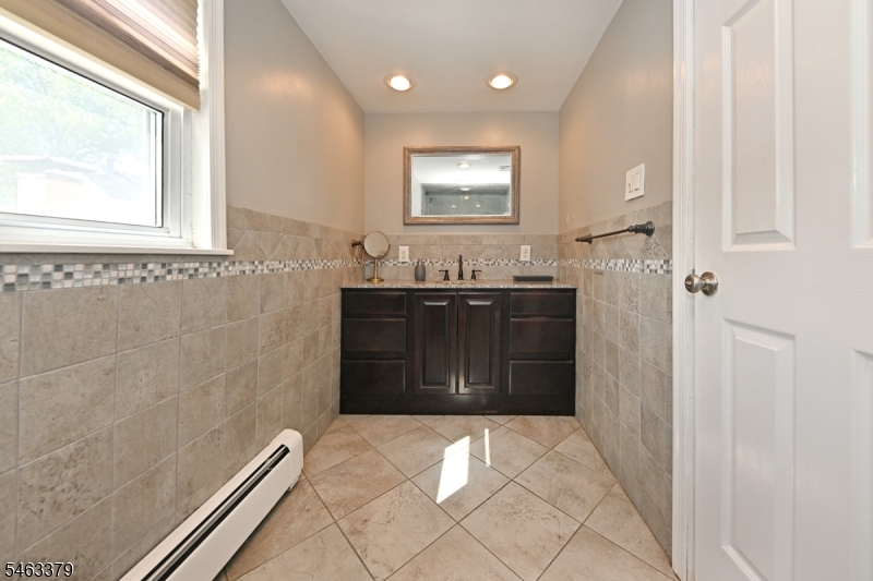 19 Orchard Street Nutley NJ 07110