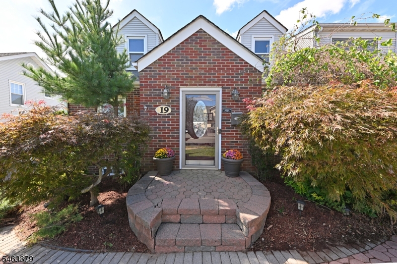 19 Orchard Street Nutley NJ 07110