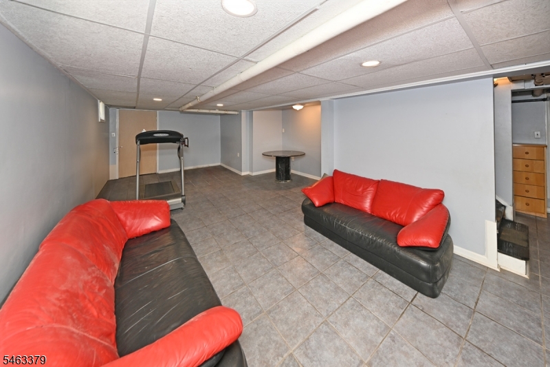 19 Orchard Street Nutley NJ 07110