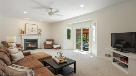 195 Fairfield Lane Hillsborough NJ 08844