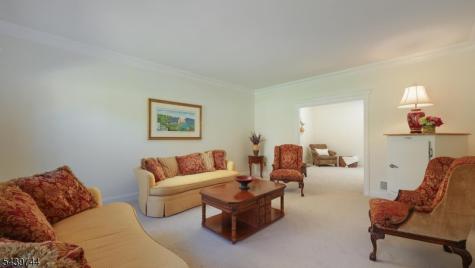 195 Fairfield Lane Hillsborough NJ 08844