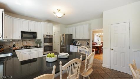 195 Fairfield Lane Hillsborough NJ 08844