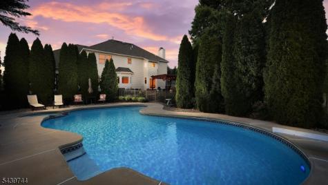 195 Fairfield Lane Hillsborough NJ 08844