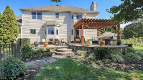 195 Fairfield Lane Hillsborough NJ 08844