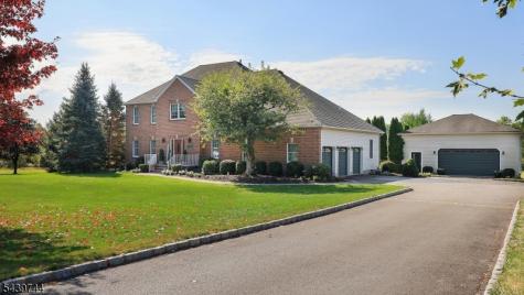 195 Fairfield Lane Hillsborough NJ 08844