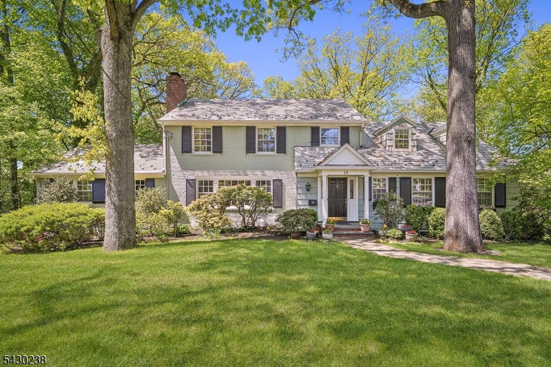 19 Greenbriar Drive Summit NJ 07901