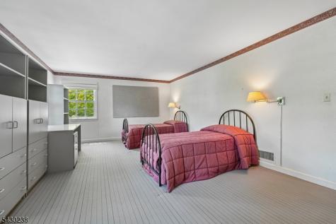 19 Greenbriar Drive Summit NJ 07901