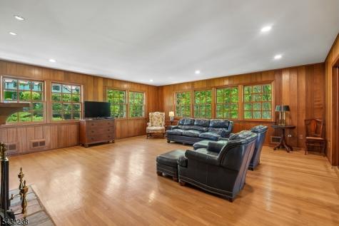 19 Greenbriar Drive Summit NJ 07901