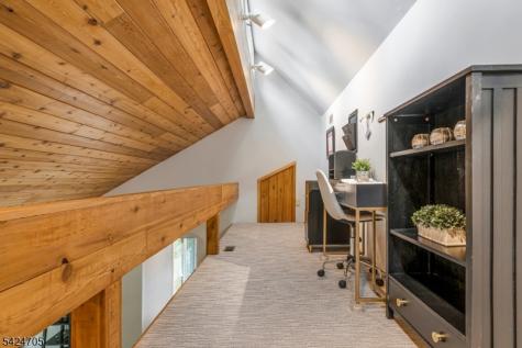 85 Crest Drive Bernardsville NJ 07924