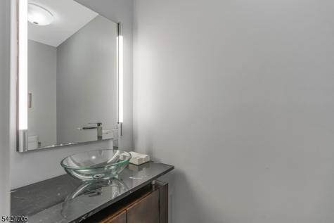 85 Crest Drive Bernardsville NJ 07924