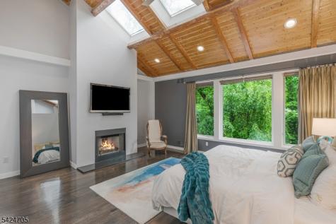 85 Crest Drive Bernardsville NJ 07924