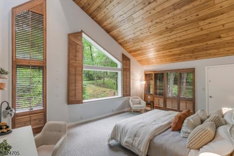85 Crest Drive Bernardsville NJ 07924