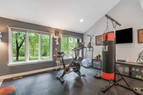85 Crest Drive Bernardsville NJ 07924