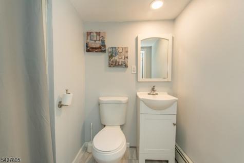 6 Ward Avenue Butler NJ 07405