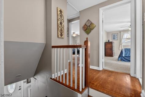 7 Spier Drive Livingston NJ 07039