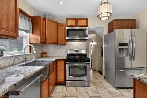 7 Spier Drive Livingston NJ 07039