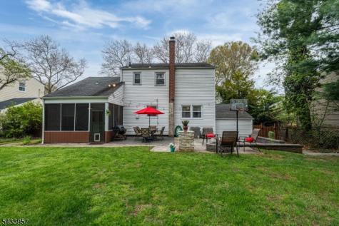 7 Spier Drive Livingston NJ 07039