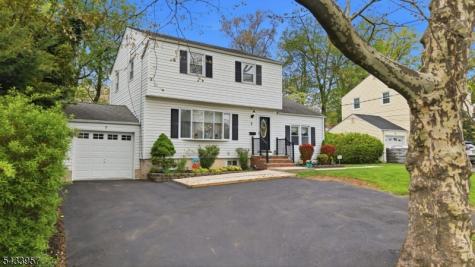 7 Spier Drive Livingston NJ 07039