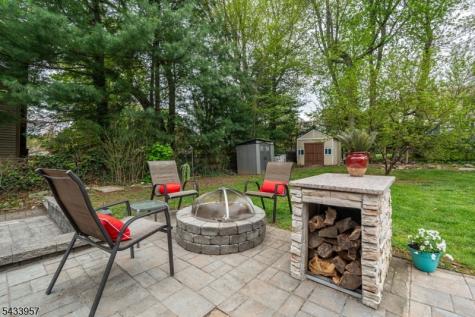 7 Spier Drive Livingston NJ 07039