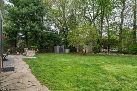 7 Spier Drive Livingston NJ 07039