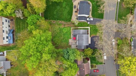 7 Spier Drive Livingston NJ 07039