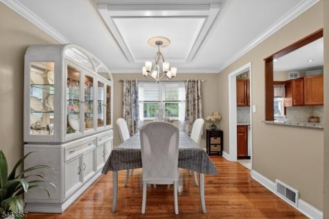 7 Spier Drive Livingston NJ 07039