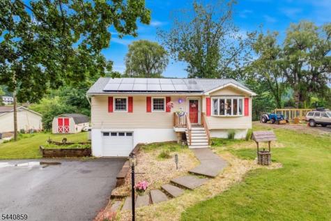 194 Decker Pond Road Green NJ 07821