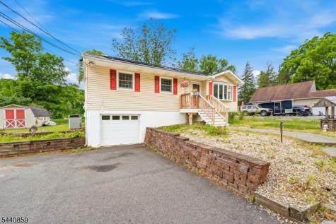 194 Decker Pond Road Green NJ 07821