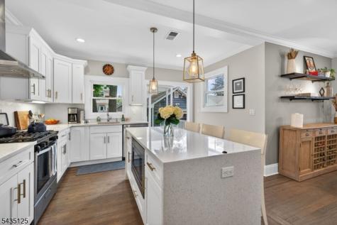 54 Van Riper Avenue Rutherford NJ 07070