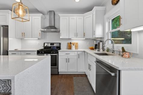 54 Van Riper Avenue Rutherford NJ 07070