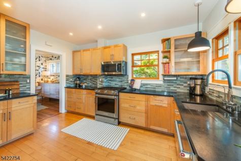 229 Watchung Avenue Montclair NJ 07043