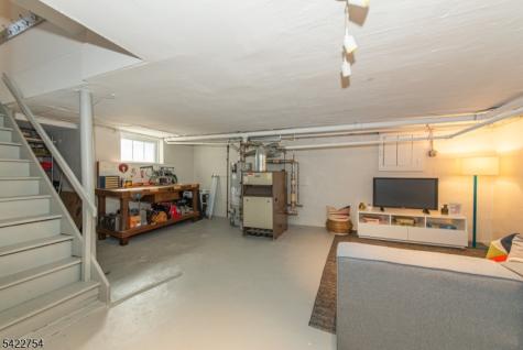 229 Watchung Avenue Montclair NJ 07043