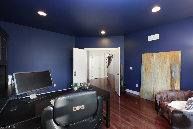 26 Drost Lane Hillsborough NJ 08844