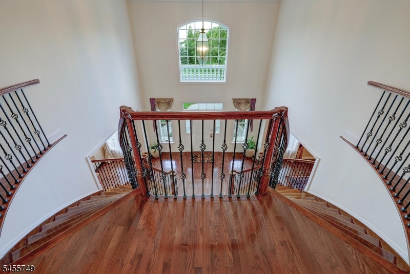 26 Drost Lane Hillsborough NJ 08844