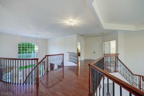 26 Drost Lane Hillsborough NJ 08844