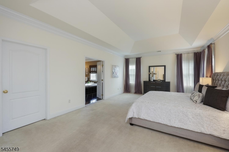 26 Drost Lane Hillsborough NJ 08844