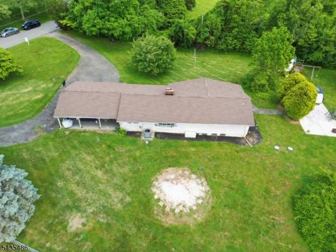 21 Wayside Lane Clinton NJ 08833