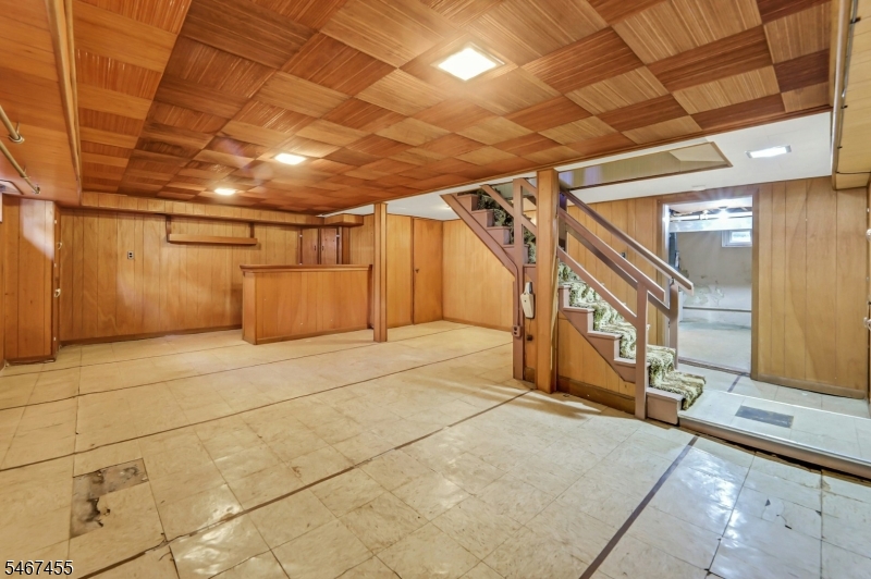 219 Shelley Avenue Elizabeth NJ 07208