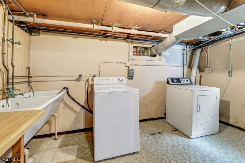 219 Shelley Avenue Elizabeth NJ 07208