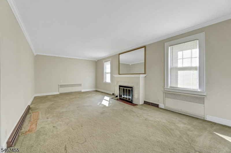 219 Shelley Avenue Elizabeth NJ 07208
