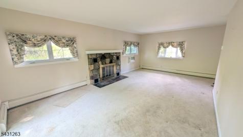 31 Cascade Way Butler NJ 07405