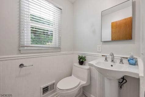 37 Wolfe Drive Wanaque NJ 07465