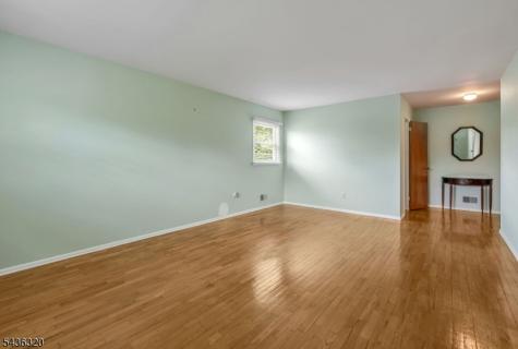 37 Wolfe Drive Wanaque NJ 07465
