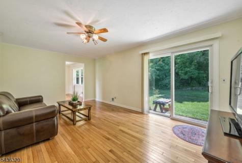 37 Wolfe Drive Wanaque NJ 07465