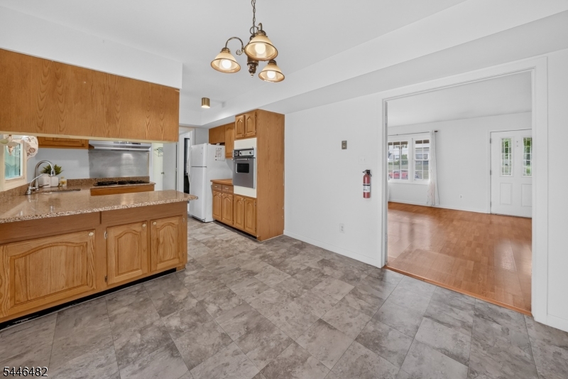 6 Concord Drive Franklin NJ 08873