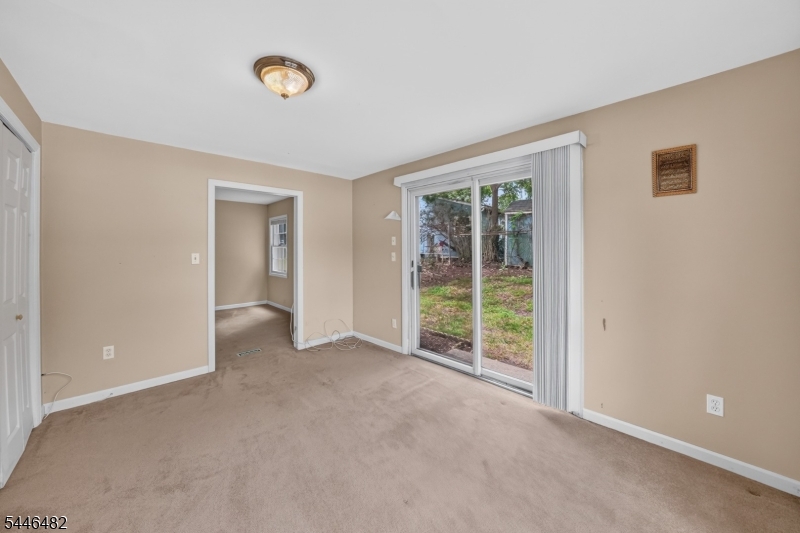 6 Concord Drive Franklin NJ 08873