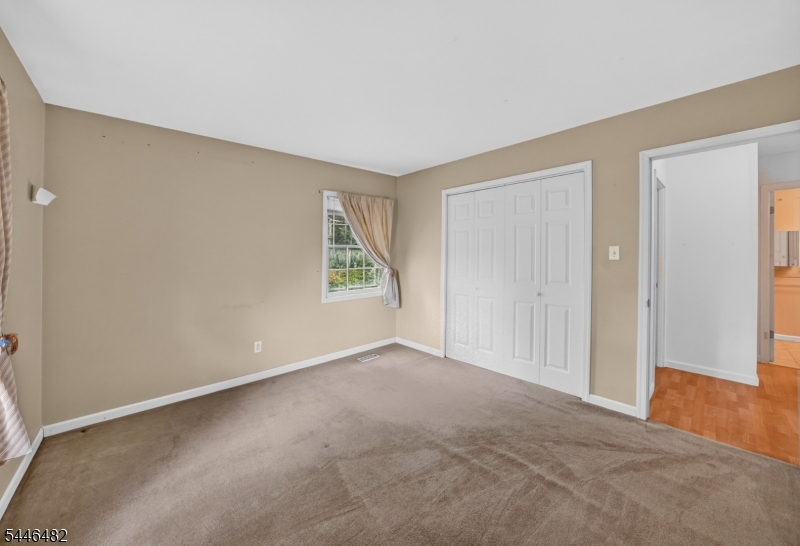6 Concord Drive Franklin NJ 08873
