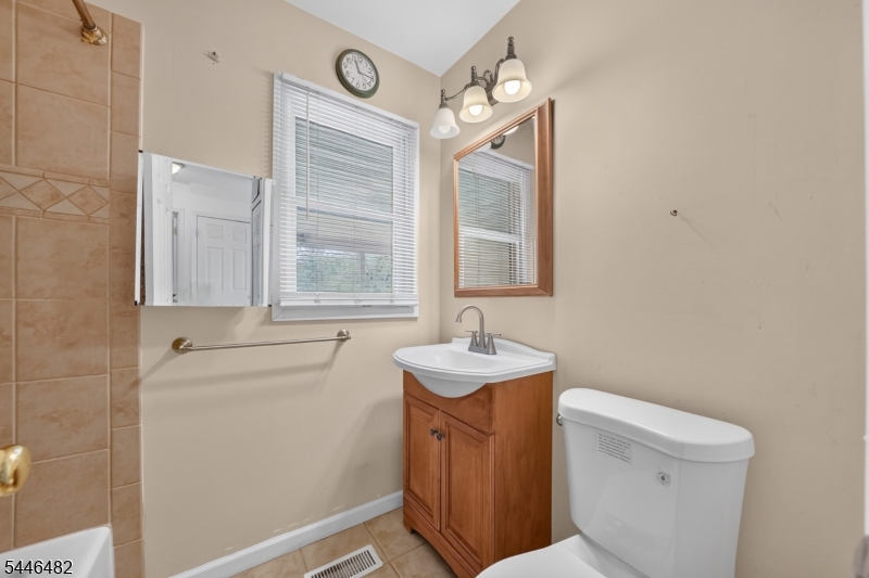 6 Concord Drive Franklin NJ 08873